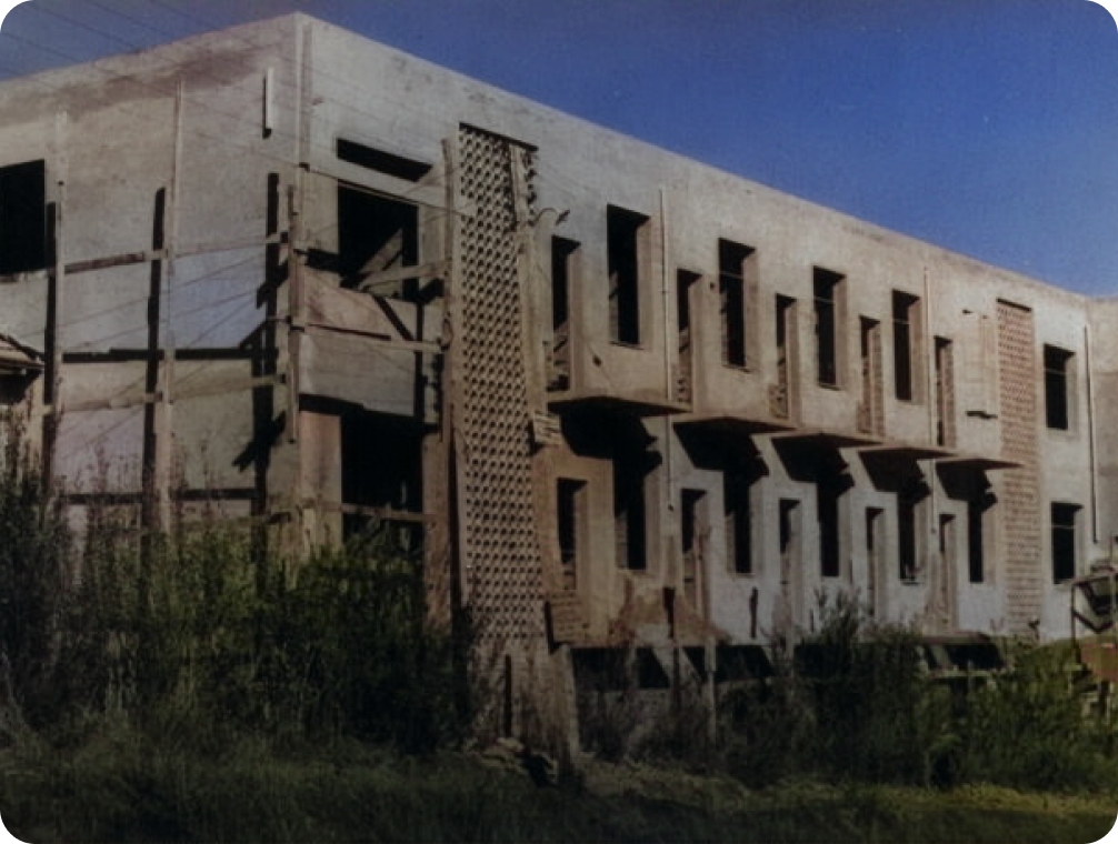 Foto do prédio em construção